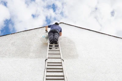 Peinture extérieure à Fosses — façades et ravalement